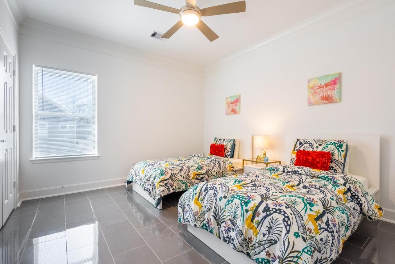 Cute Cozy House Close To Major Sporting Events And Restaurants Houston Exterior foto